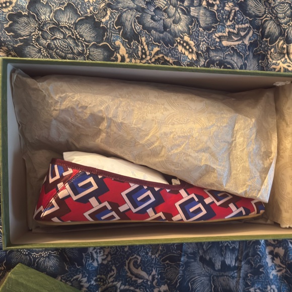 Gucci Bold Red and Blue Loafers - Picture 5 of 5